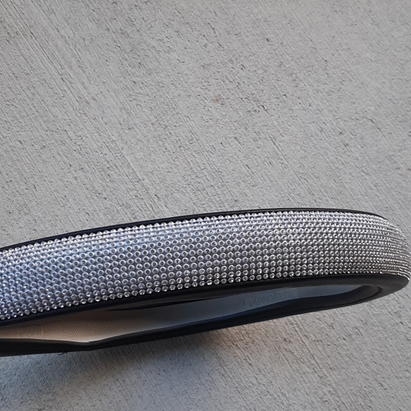 Blinged out steering wheel cover - Picture 6 of 8